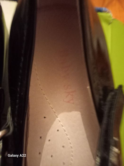 Туфли для девочек 33 р