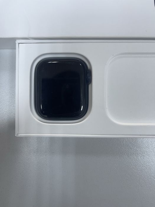 Apple Watch Series 8 45mm Midnight stare foarte buna