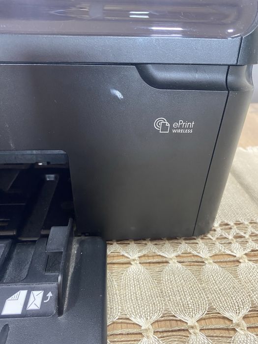 Принтеп, скенер и копир HP Photosmart B110a