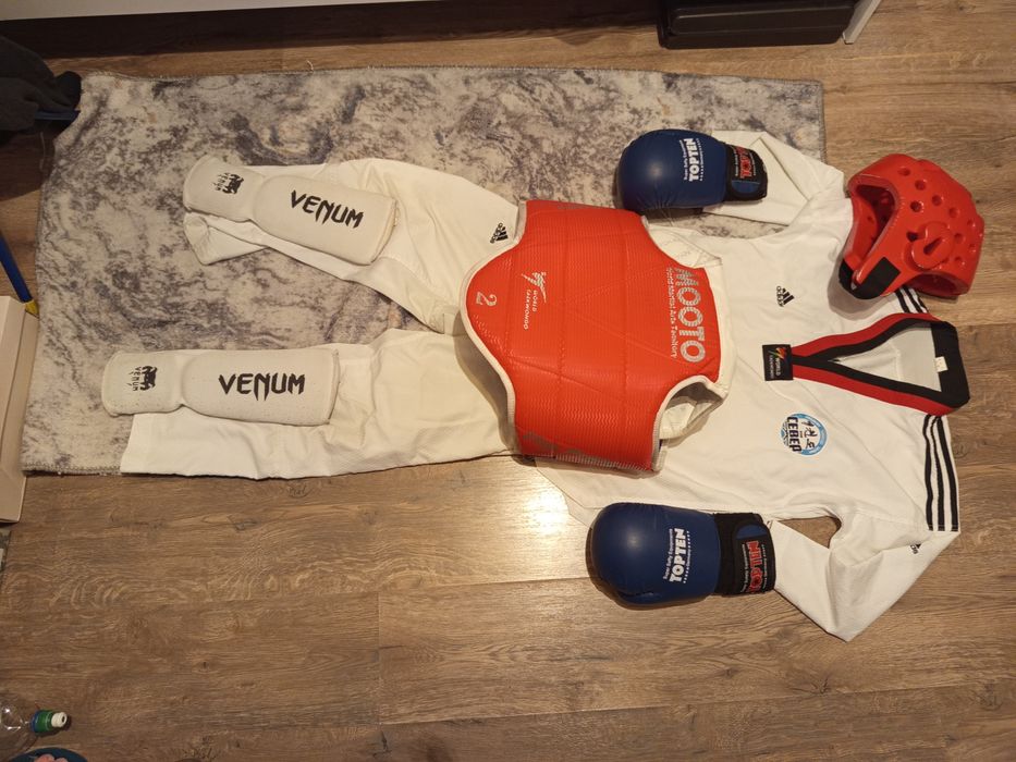 Набор для тхеквондо