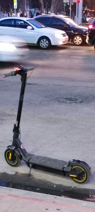 Электро самокат, электросамокат Ninebot g30p