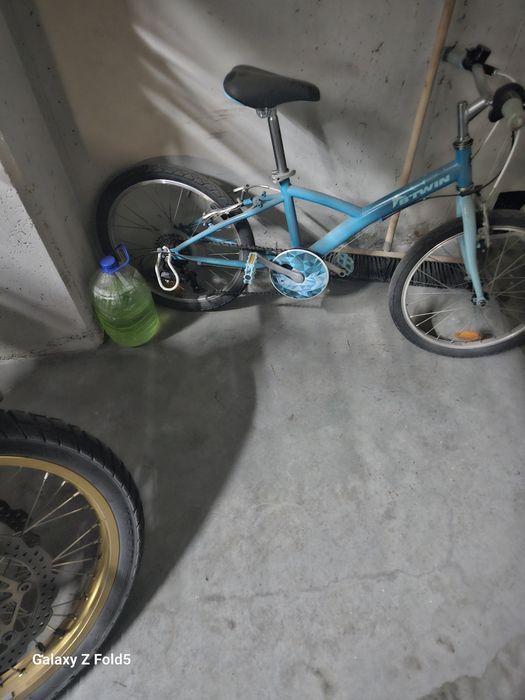 Bicicleta unisex  pentru varsta maxima 8 ani