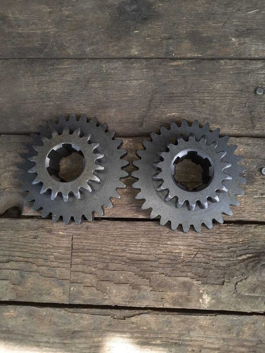 Т-25 Продаю запчасти