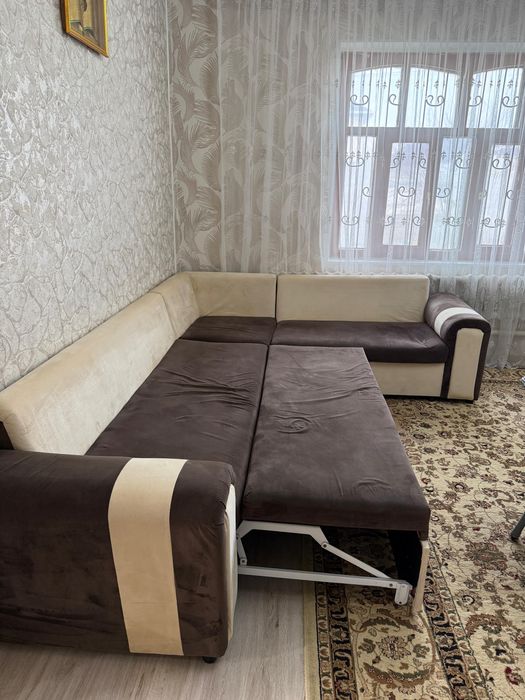 Диван для гостиной