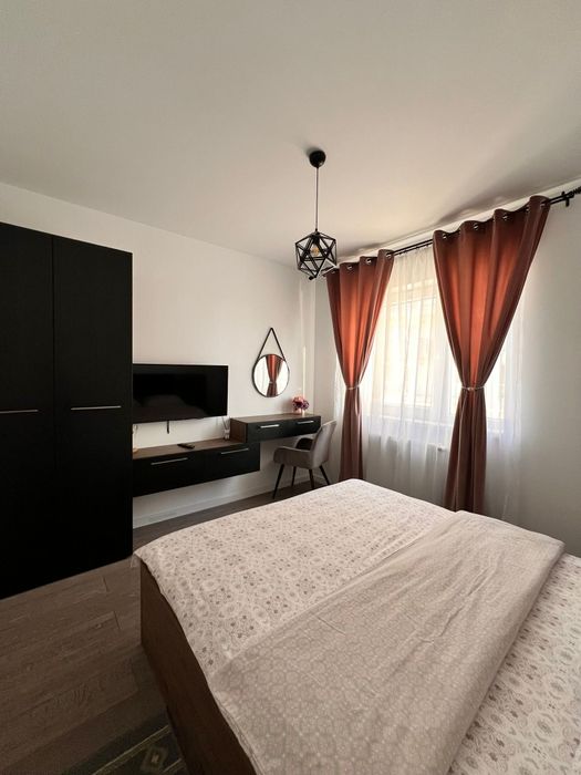 Vând apart 2 cam Prima Nufărul cu parcare inclusa