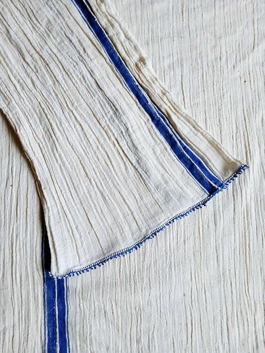 Нови кенарени риза и сукман