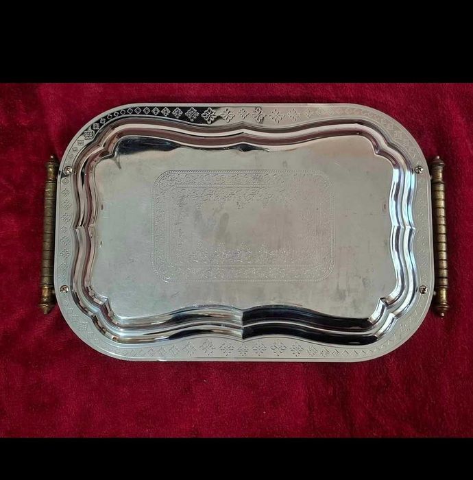 Уникален немски поднос със бронзови дръжки ръчна изработка.
