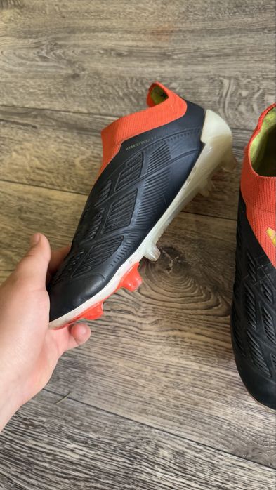 Бутсы Адидас предатор