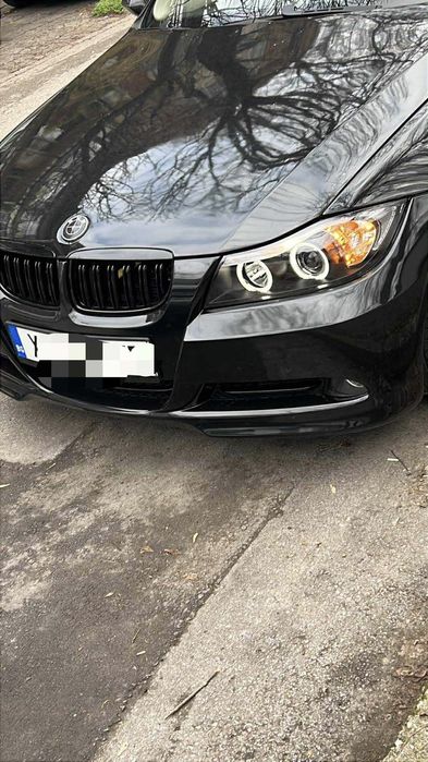 Фарове ЛЕД БМВ Е90 Е91 Затъмнени тунинг BMW E90 E91 Led ейнджъл айс