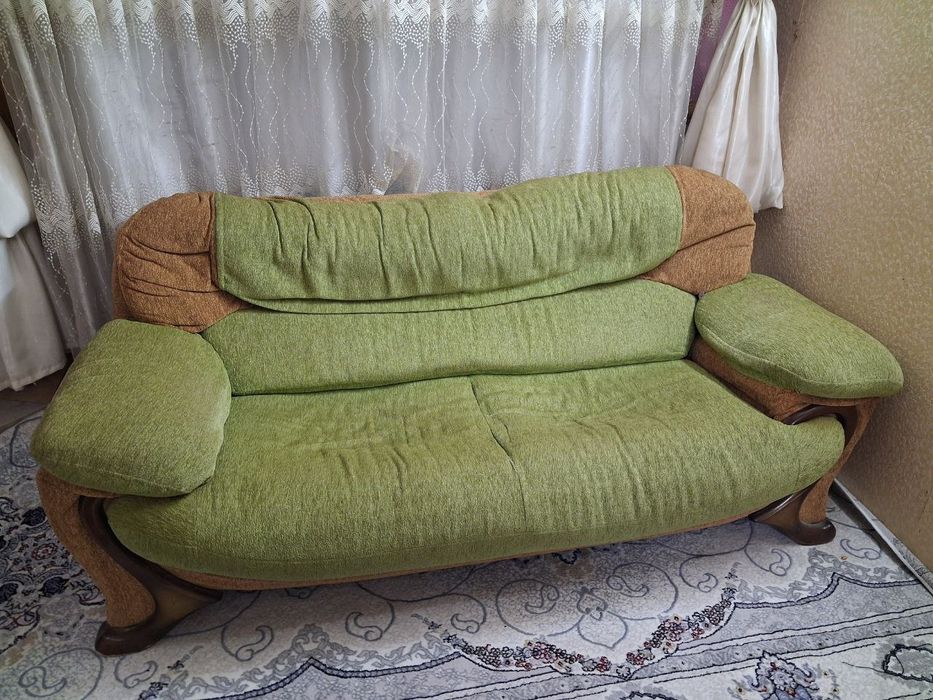 Диван билан 2дона кресло