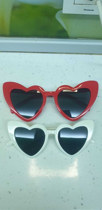 Слънчеви очила много