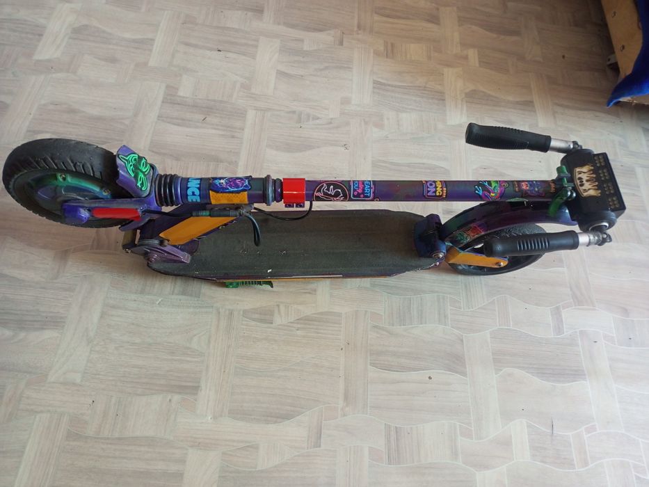 Продам электросамокат