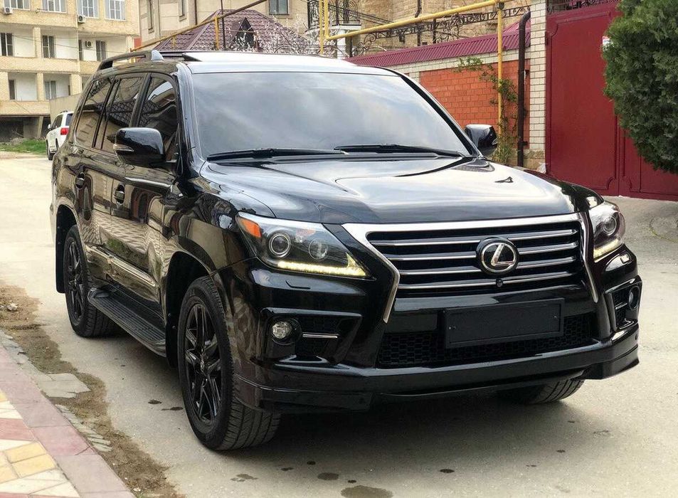 Прокат LEXUS 570 с водителем