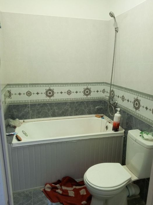 Продаётся коттедж.  1 комнатный.  Миробадский район.  Альфраганус