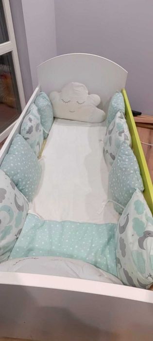 Поръчкова бебешка кошара