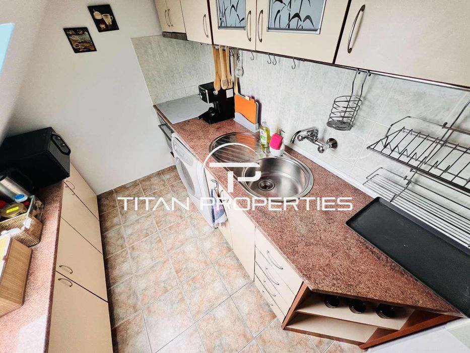 Дава се под наем Тристаен апартамент в Бургас, Лазур - 80 кв.м за 561 € - Снимка #5