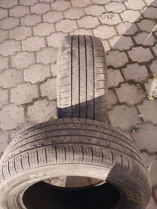 2 шины Nexen Корея 205 65 R16.
