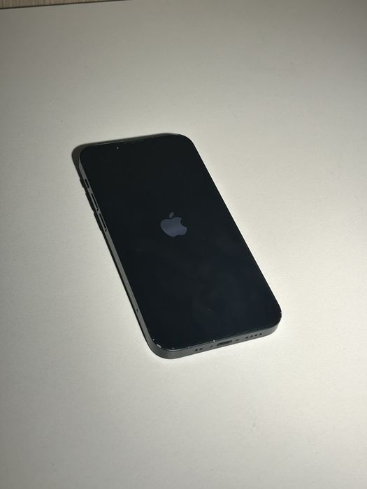 iPhone 13 mini accept si schimburi