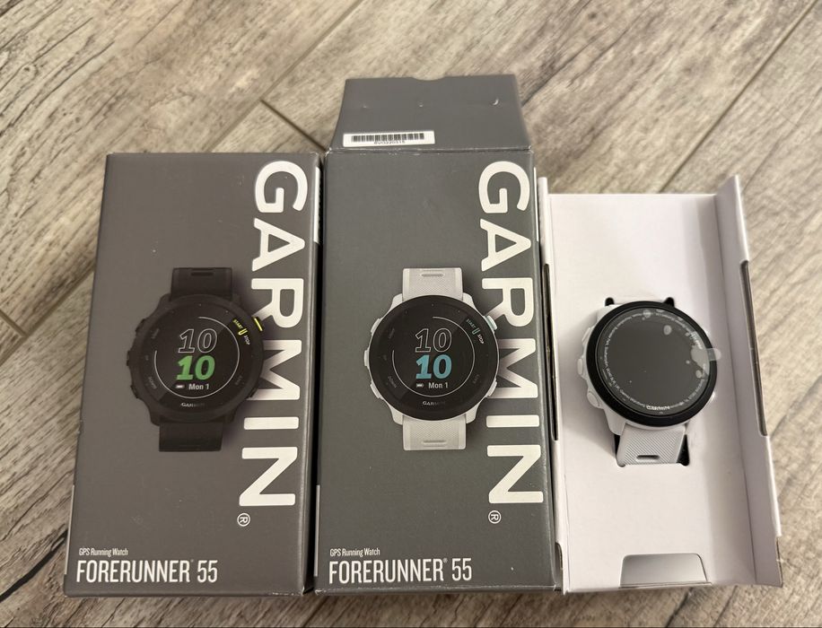Спортивные часы Garmin Forerunner 55