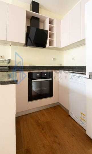 Дава се под наем Двустаен апартамент в София, Център - 65 кв.м за 460 € - Снимка #1