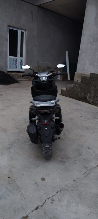 Osaca leopard Tezza maxi scooter