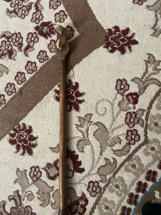 Домбыра сатылады