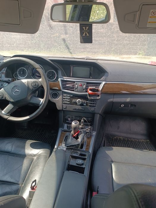 Mercedes w 212,de vânzare.
