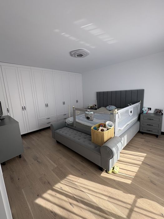 Proprietar, vand casa de 300 mp, teren 1300 mp