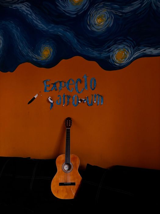 продается гитара adagio