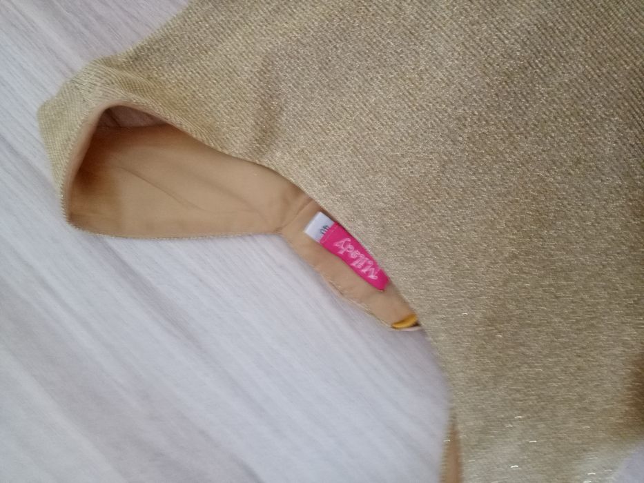 Продам платья на девочку