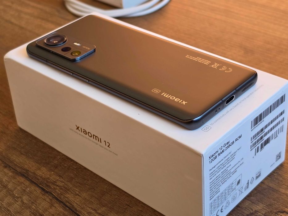 Xiaomi 12 Gray Dual Sim - 12 GB RAM / 256 GB ROM