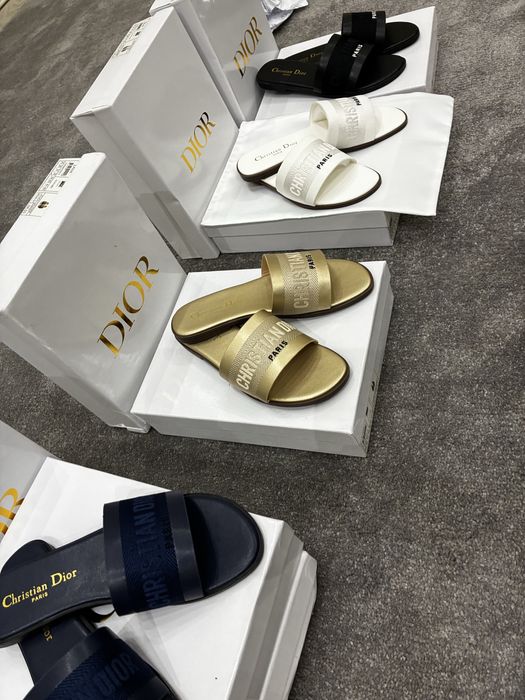 Original женская тапочка от Christian Dior