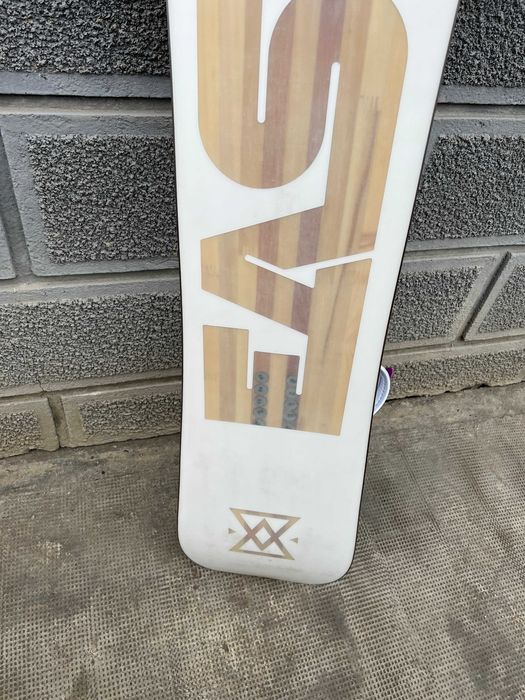 placa noua snowboard easy womad L145