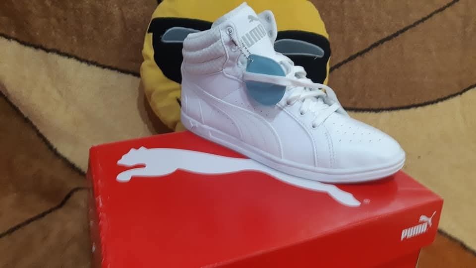 Puma nou cu eticheta