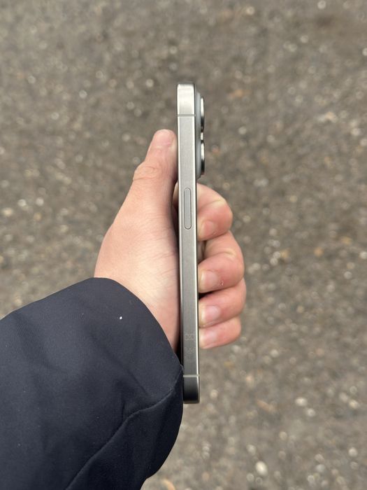 Iphone 15 pro 128 gb