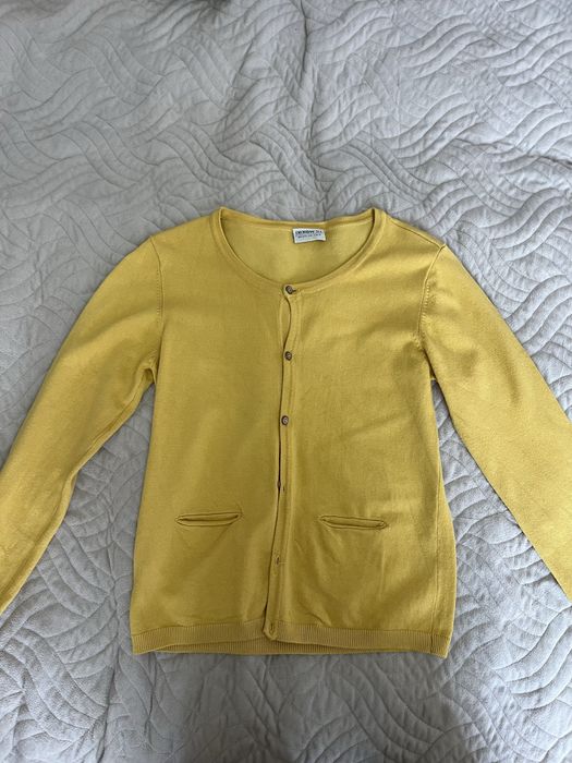 Продай 2 кофточки для девочки 10-13 лет