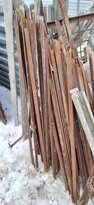 Продам угольник и швеллер