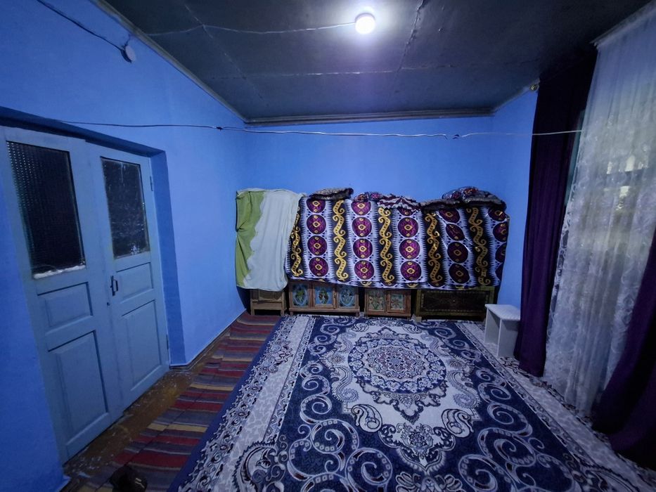 Bulung'ur shahar, Doʻstlik MFY da 8 soʻtixli xovli, 10 ta  xonasi bila