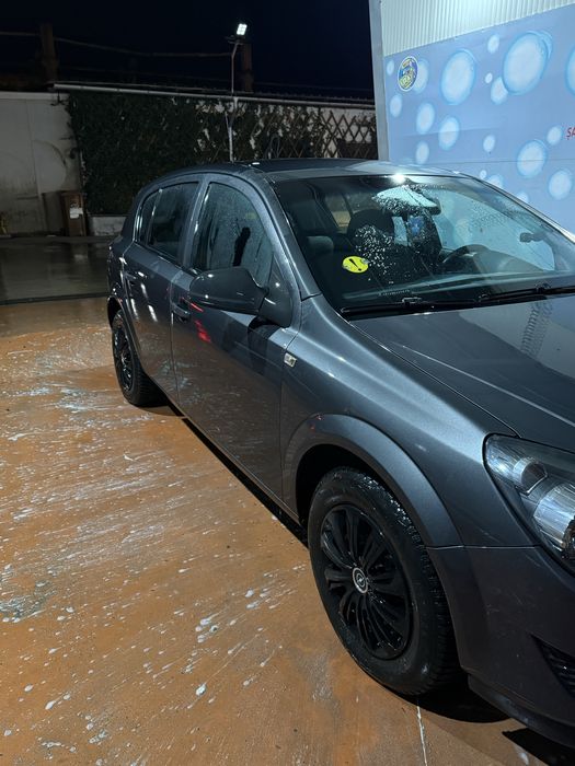 Opel astra H 1.6 benzina