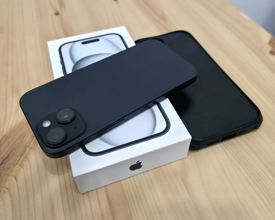 Telefon APPLE iPhone 15 5G, 128GB, Black, husă MobilFox