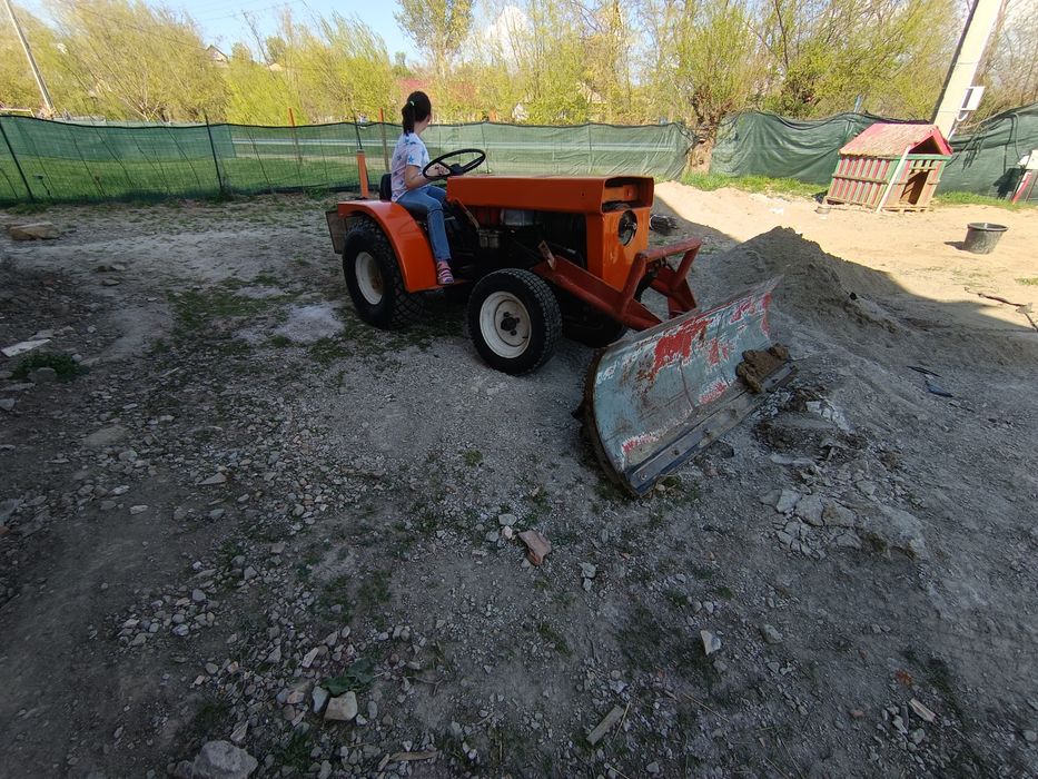 Tractorașe, trăsură , șareta ,sanie