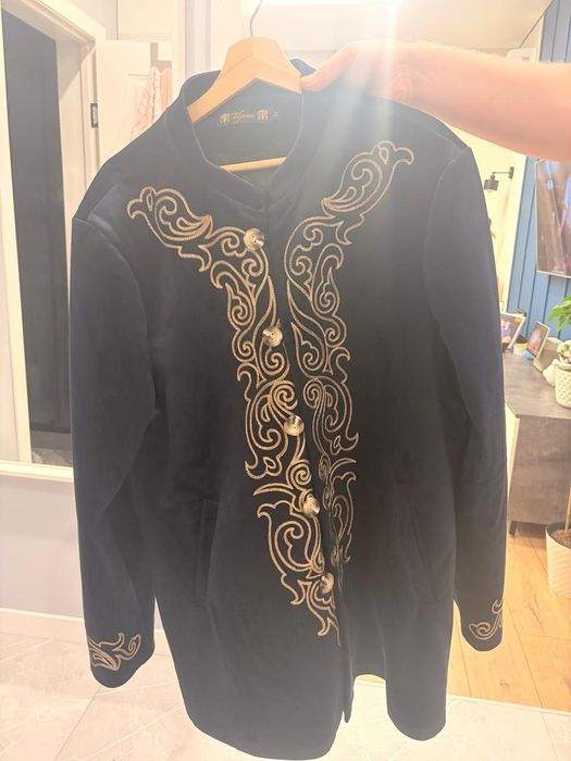 Продам камзол размер 52