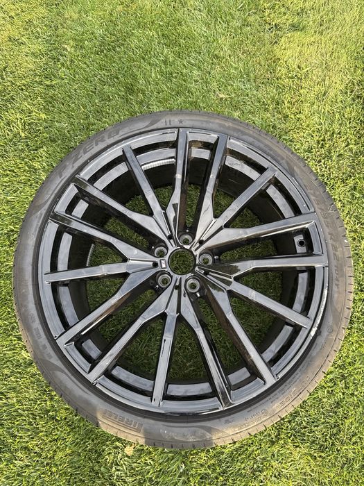 2 anvelope 275 35 22 pirelli Pzero II dedicat bmw