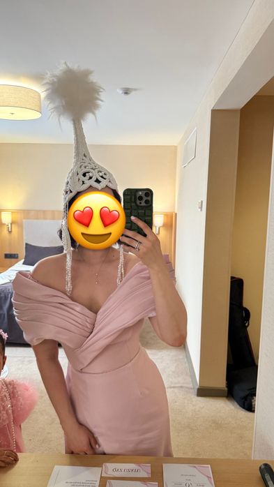 Платье вечернее