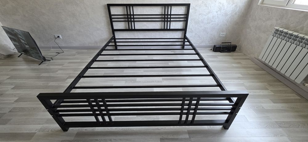 АКЦИЯ Металлическая двуспальная полуторка Односпальные кровать темирли