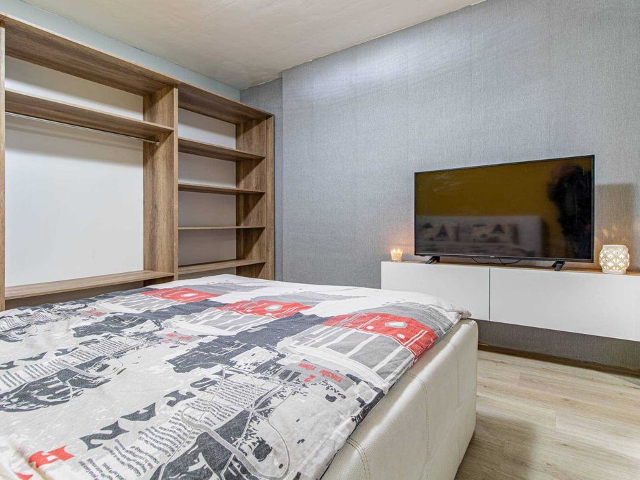 Дава се под наем Тристаен апартамент в София, Витоша - 106 кв.м за 700 € - Снимка #8