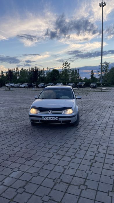Гольф 4 очень в хорошем состояние