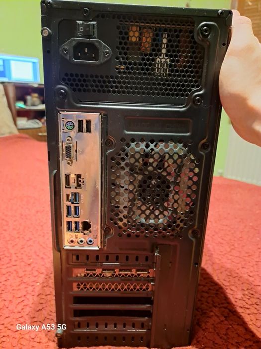 Уникален геймърски компютър