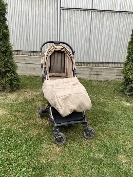 Коляска Everflo