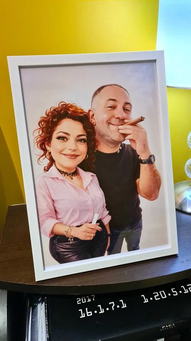 Топ подарък! Дигитална карикатура в рамка :)